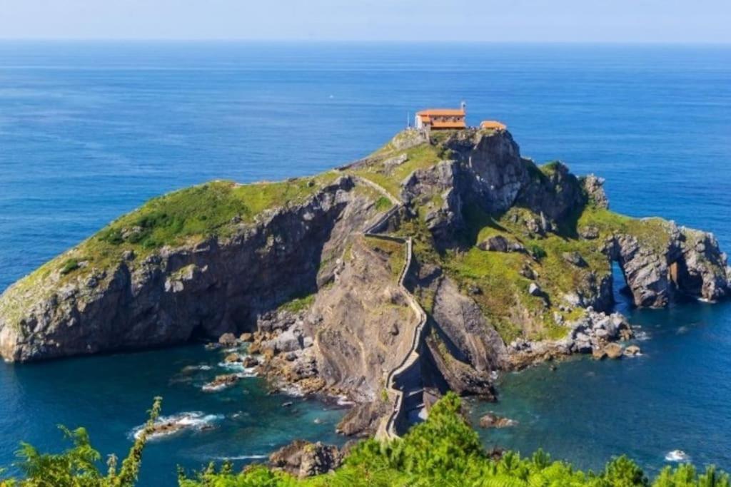 Comodo Apartamento En El Centro De Bermeo. Экстерьер фото